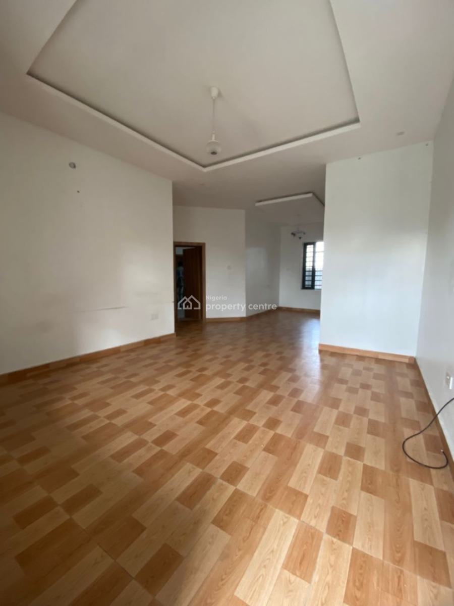 Spacious Downstairs, Via Thera Annex/ogombo, Sangotedo, Ajah, Lagos, Flat / Apartment for Rent
