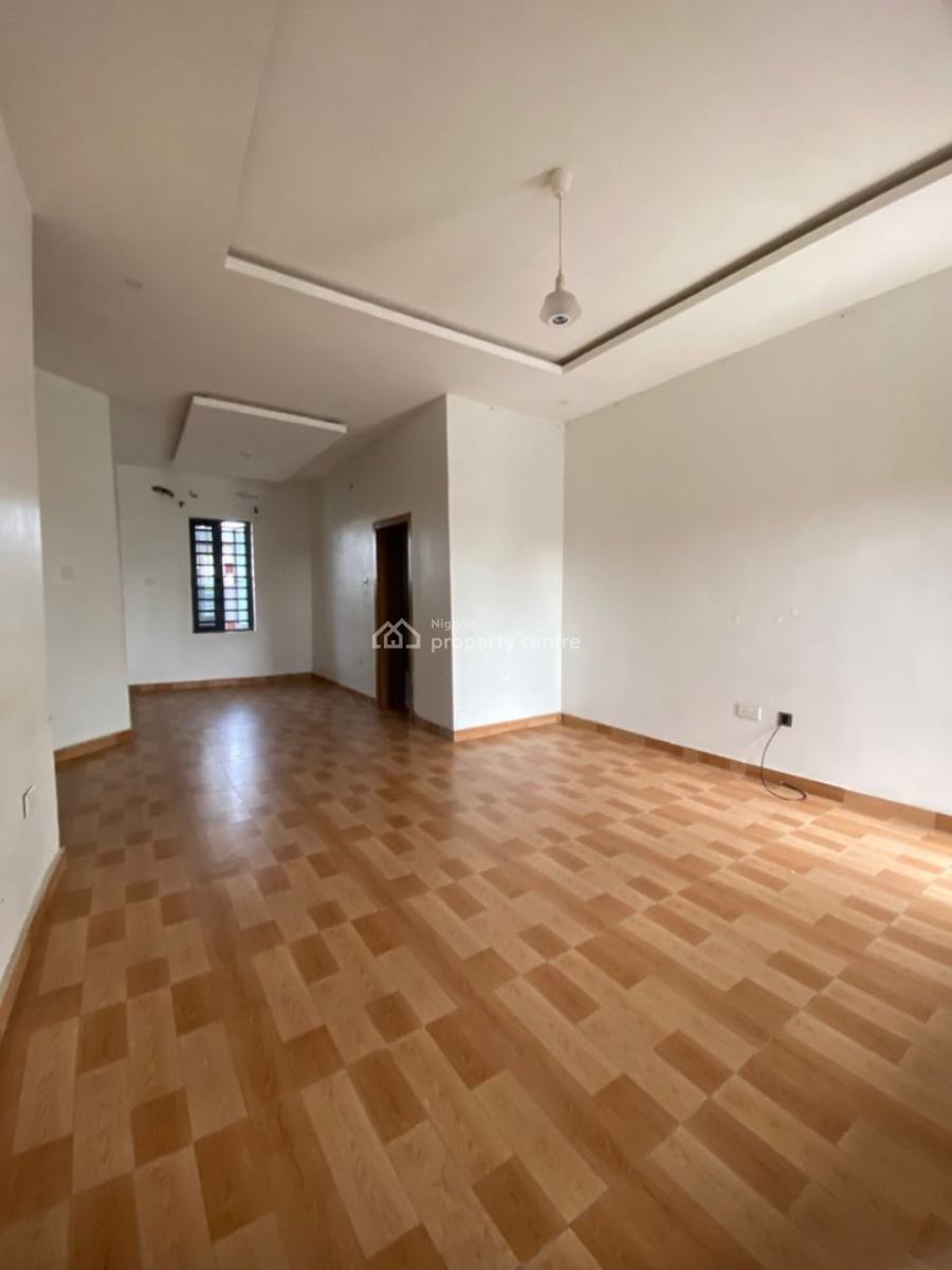 Spacious Downstairs, Via Thera Annex/ogombo, Sangotedo, Ajah, Lagos, Flat / Apartment for Rent