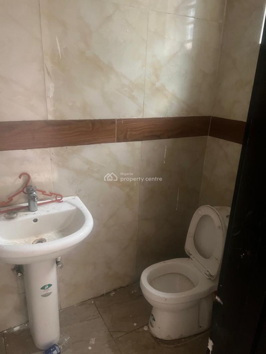 Well Maintained Room and Parlor, Royal Pine Estate Orchid Road, Lekki, Lagos, Mini Flat (room and Parlour) for Rent