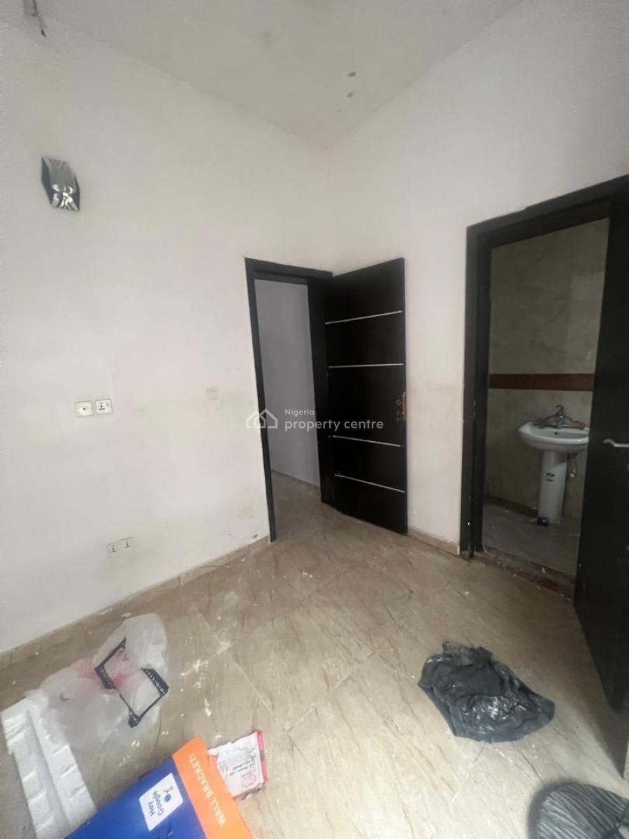 Well Maintained Room and Parlor, Royal Pine Estate Orchid Road, Lekki, Lagos, Mini Flat (room and Parlour) for Rent