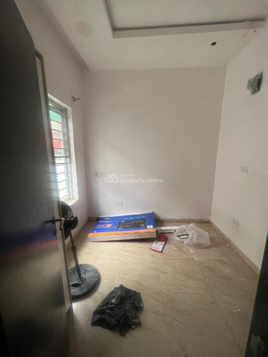 Well Maintained Room and Parlor, Royal Pine Estate Orchid Road, Lekki, Lagos, Mini Flat (room and Parlour) for Rent