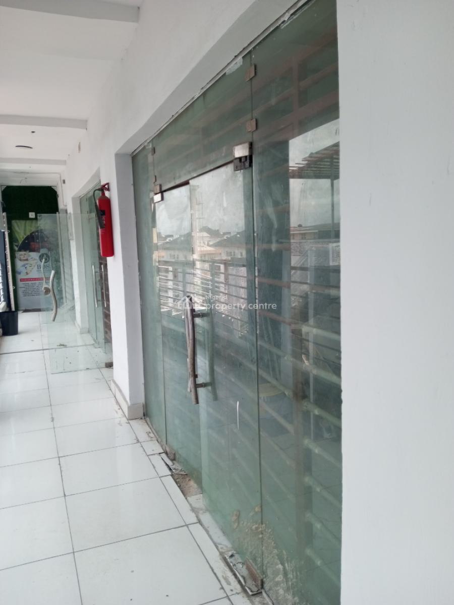 Shop in a Complex Up and Down Facing a Very Busy Road, Agungi, Lekki, Lagos, Shop for Rent