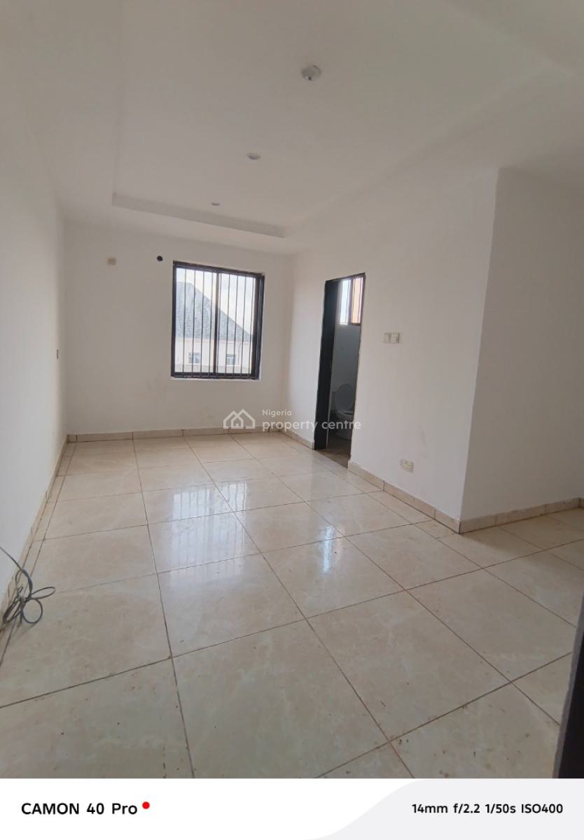 6months Pay Proper Room Selfcontain, Ikota Villa, Ikota, Lekki, Lagos, Self Contain (single Rooms) for Rent