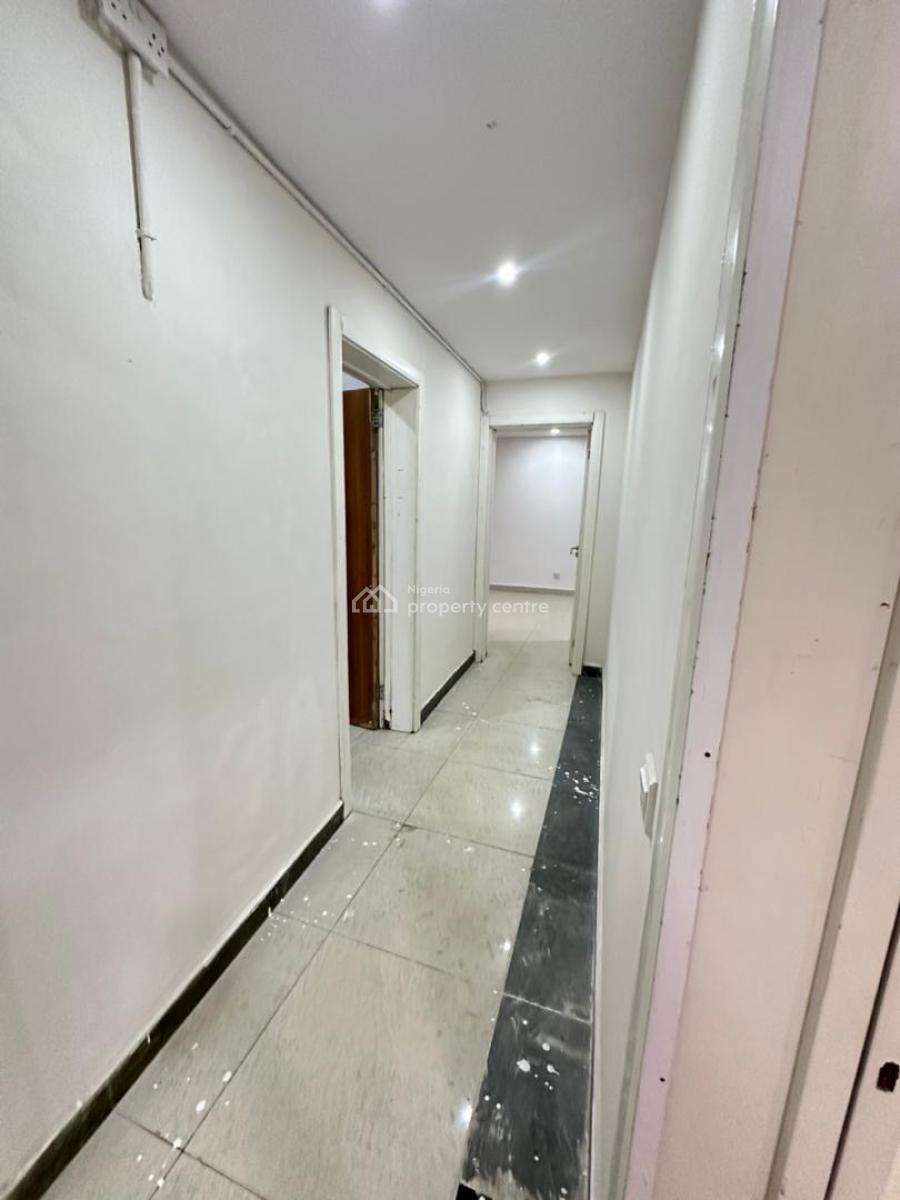 a Spacious 2 Bedroom Self Service Apartment, Fola Osibo, Lekki Phase 1, Lekki, Lagos, Flat / Apartment for Rent