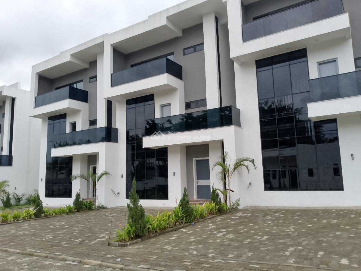 Elite 5 Bedroom Terrace with Bq, Ministers Quarters Opp. Ministers Hill, Mabushi, Abuja, Terraced Duplex for Rent