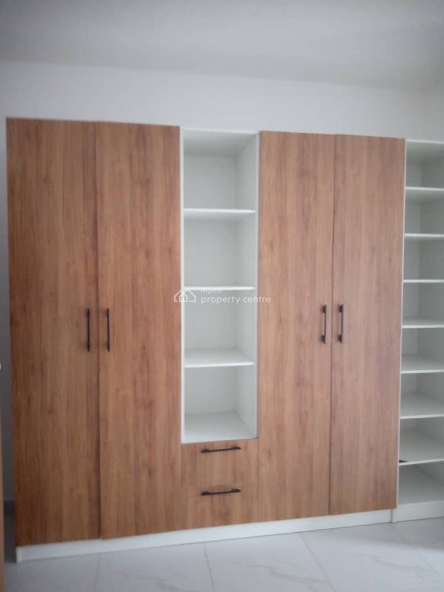 a Tasteful 2 Bedroom Apartment, Ogidan, Off Epe Expressway, Lekki, Lagos, Flat / Apartment for Rent