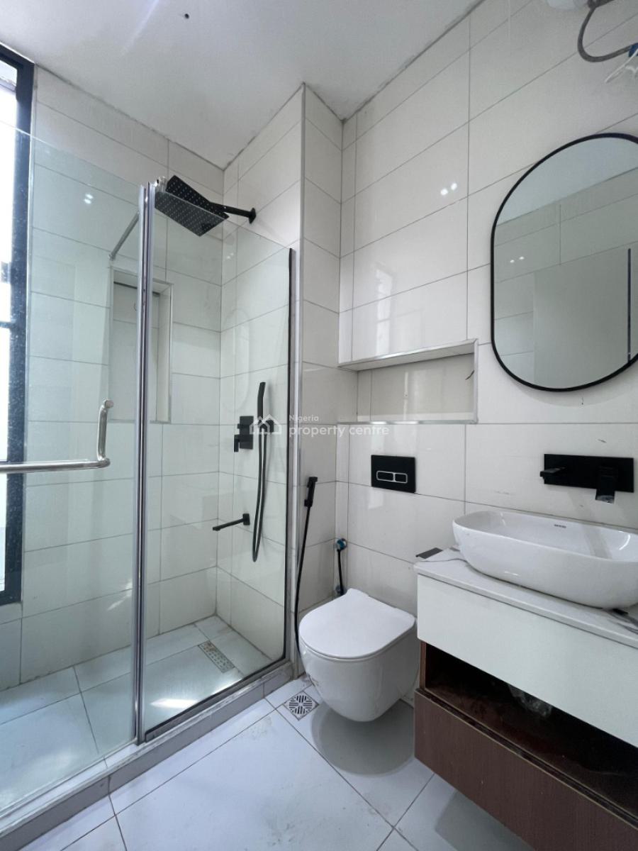 2 Bedroom Apartment, Ologolo, Ologolo, Lekki, Lagos, Flat / Apartment for Sale