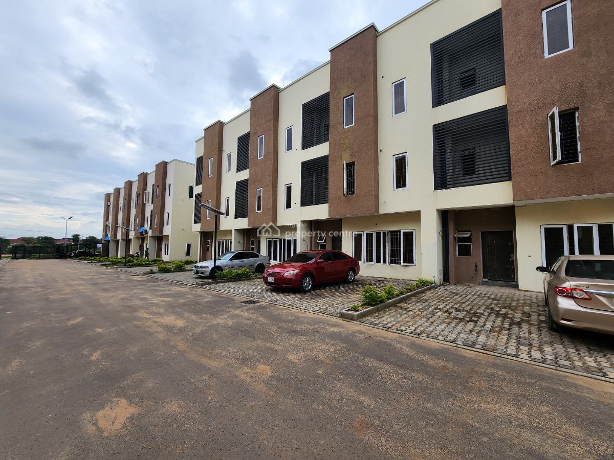 Brand New Luxury 5 Bedroom Terrace at Kukwuaba By Galadimawa, By Galadimawa, Kukwaba, Abuja, Terraced Duplex for Sale