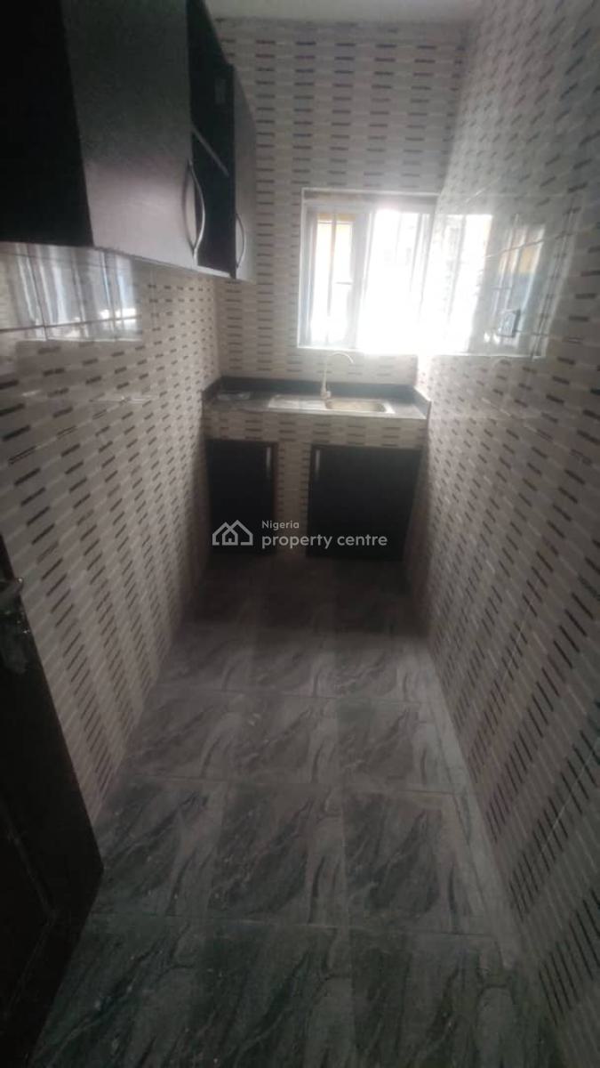a Lovely 2 Bedroom Flat / Apartment, in a Well Interlocking Secured Estate, Silverland Estate, Sangotedo, Ajah, Lagos, Flat / Apartment for Rent