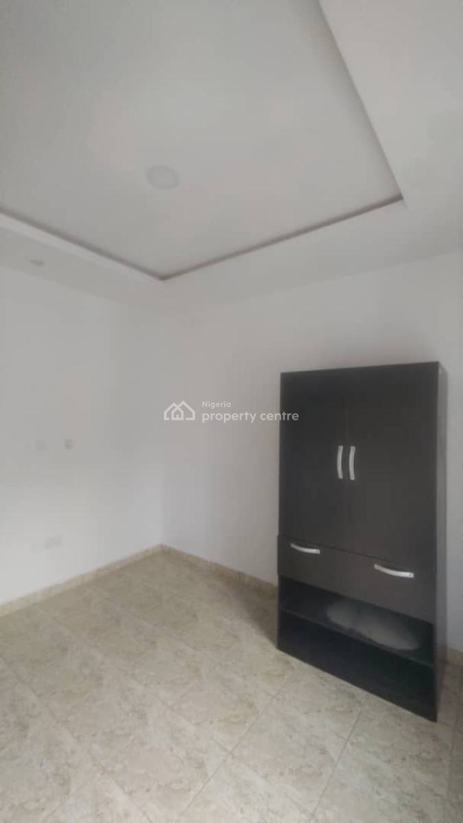 a Lovely 2 Bedroom Flat / Apartment, in a Well Interlocking Secured Estate, Silverland Estate, Sangotedo, Ajah, Lagos, Flat / Apartment for Rent