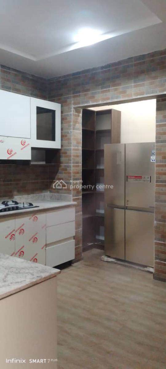 4 Bedrooms Detached House in a Serene and Secured Environment, Gbagada, Lagos, Detached Duplex for Rent