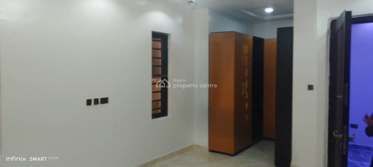 4 Bedrooms Detached House in a Serene and Secured Environment, Gbagada, Lagos, Detached Duplex for Rent