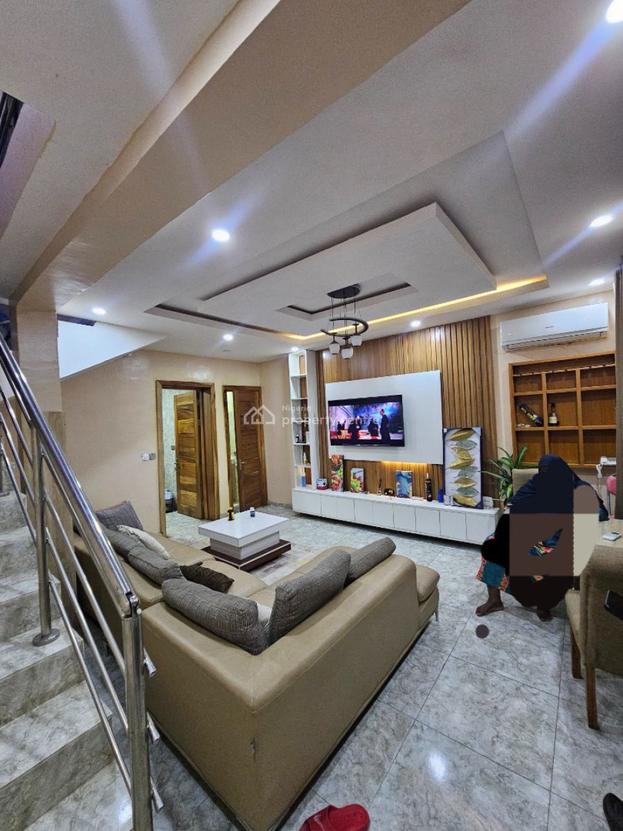 Lovely 2bedrooms Terrace Duplex, Ikate, Lekki, Lagos, Terraced Duplex for Sale