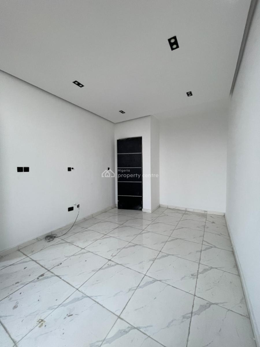 1 Bedroom Apartment, Ologolo, Lekki, Lagos, Flat / Apartment for Sale