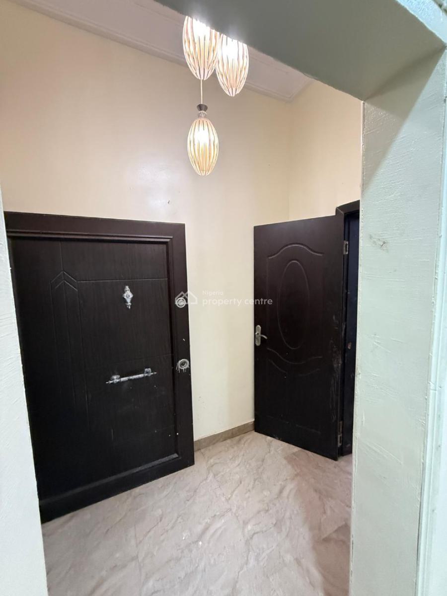 Spacious Studio Apartment, Berra Estate, Chevron, Lekki, Lagos, Self Contain (single Rooms) for Rent