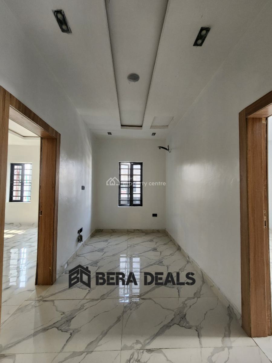 Newly Built Three(3) Bedroom Townhouses with Bq Each, Ikota, Lekki, Lagos, Terraced Duplex for Sale