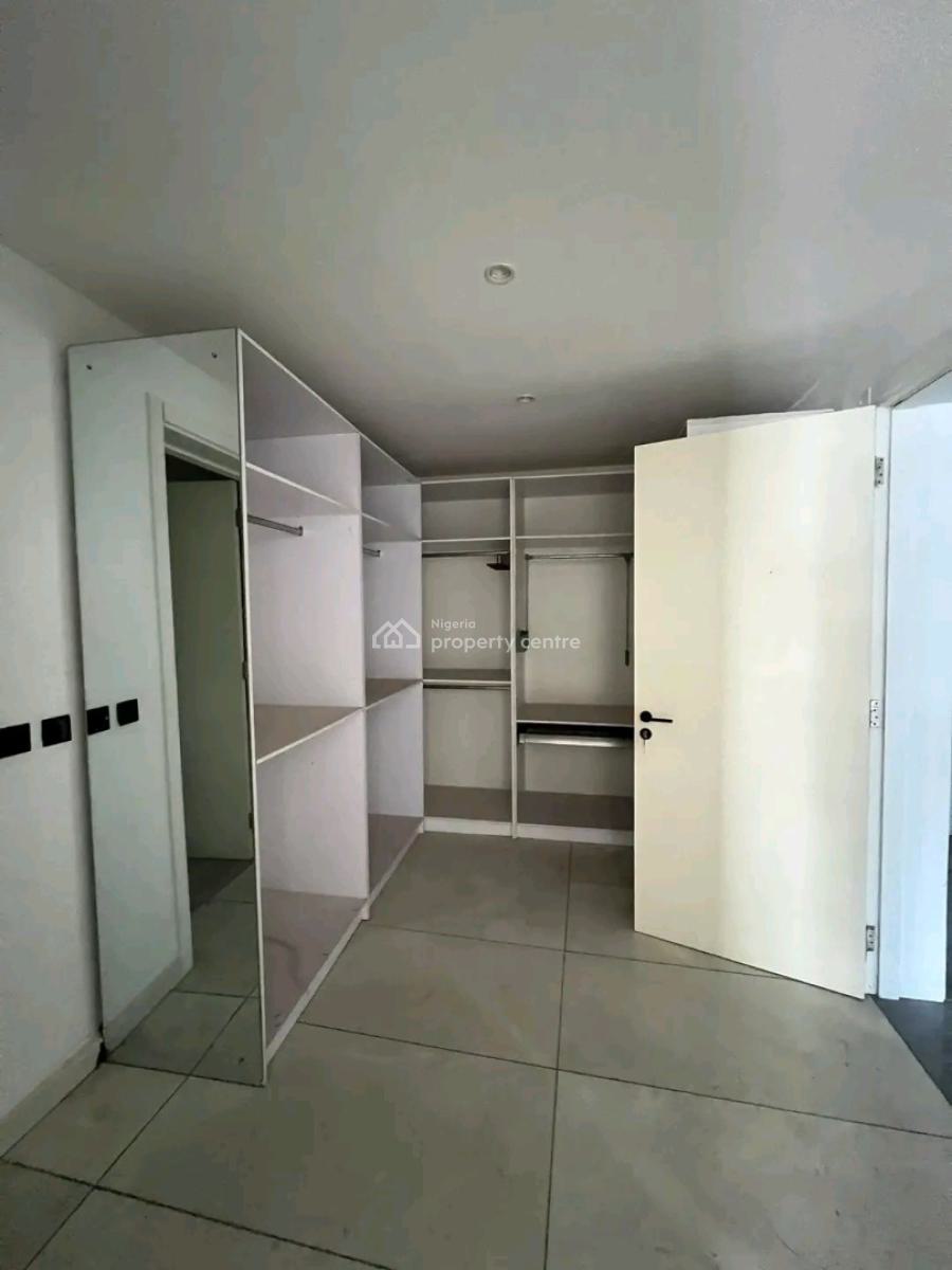 Lovely 4 Bedroom Apartment with a Bq, Old Ikoyi, Ikoyi, Lagos, Flat / Apartment for Rent