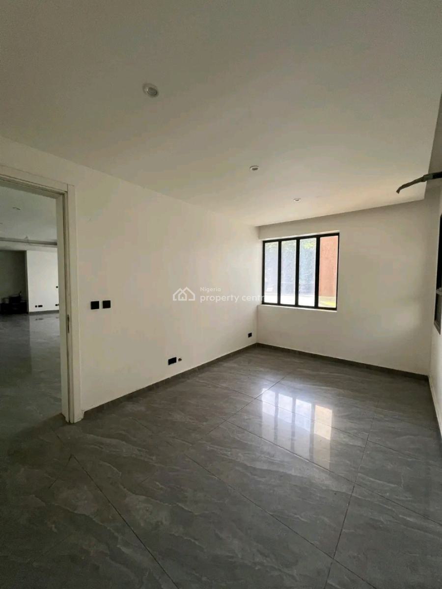 Lovely 4 Bedroom Apartment with a Bq, Old Ikoyi, Ikoyi, Lagos, Flat / Apartment for Rent