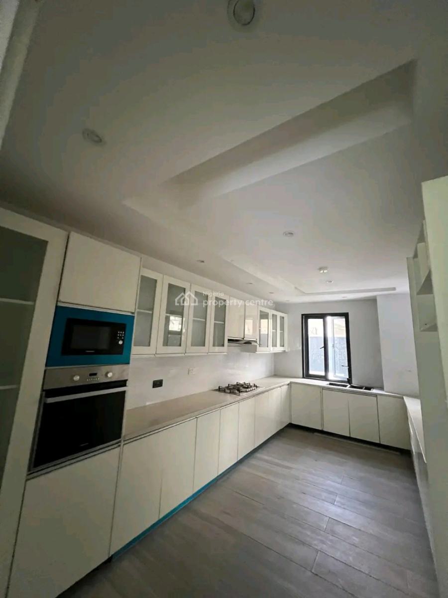 Lovely 4 Bedroom Apartment with a Bq, Old Ikoyi, Ikoyi, Lagos, Flat / Apartment for Rent