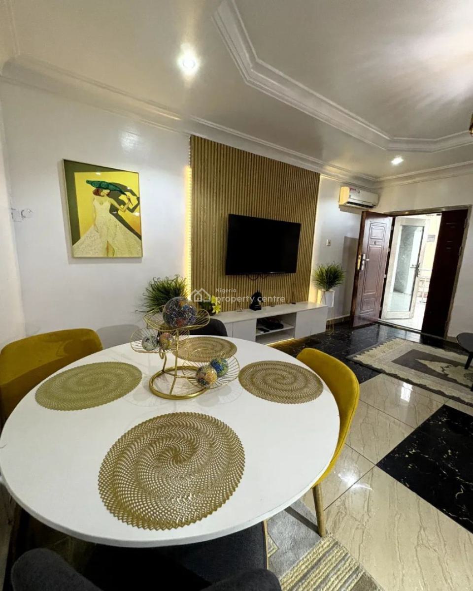 Spacious Serviced 3 Bedroom Apartment, Off Toyin Street, Ikeja, Lagos, Flat / Apartment Short Let