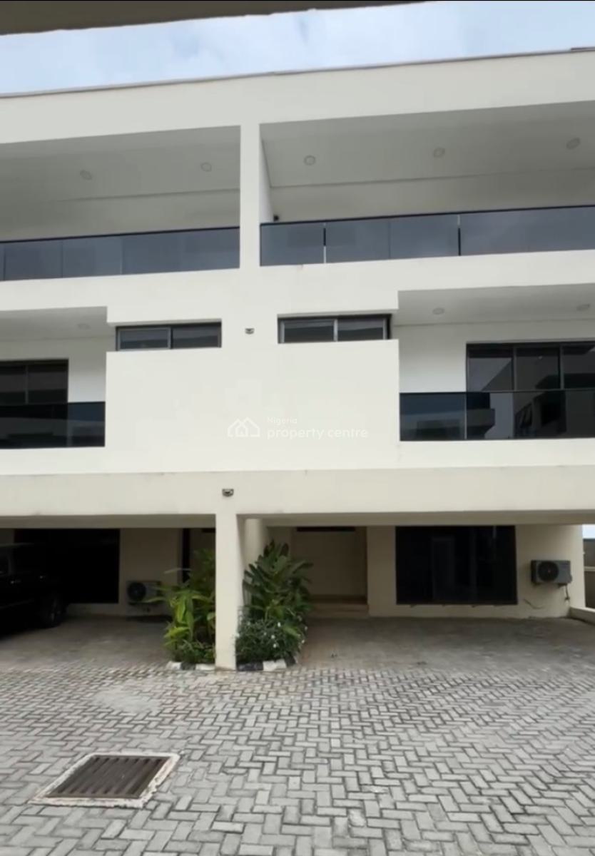 Luxury 4 Bedrooms, Admiralty Way, Lekki, Lagos, Terraced Duplex for Rent