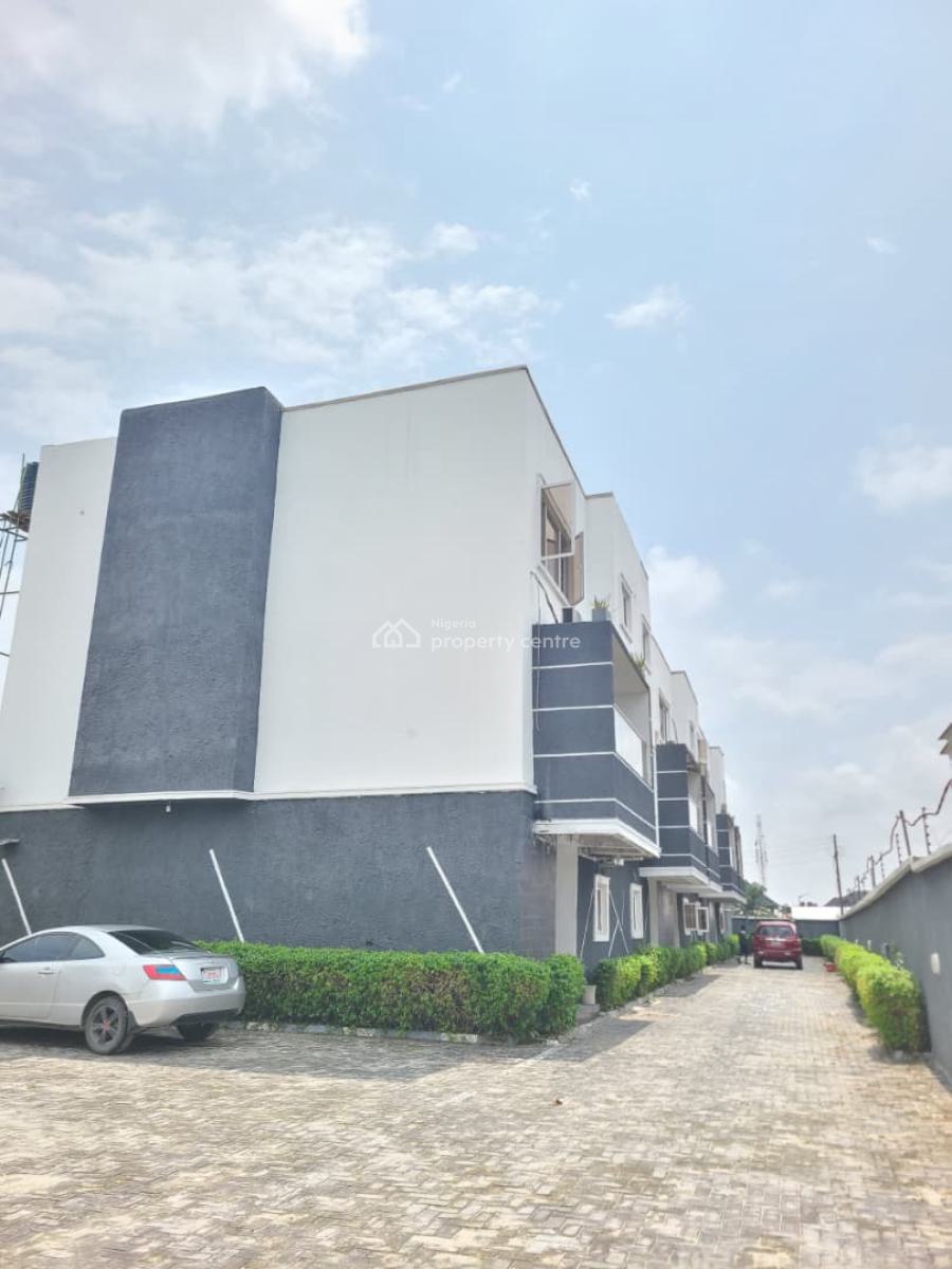 Shared Apartment, Mobil Road, Ajah, Lagos, Flat / Apartment for Rent