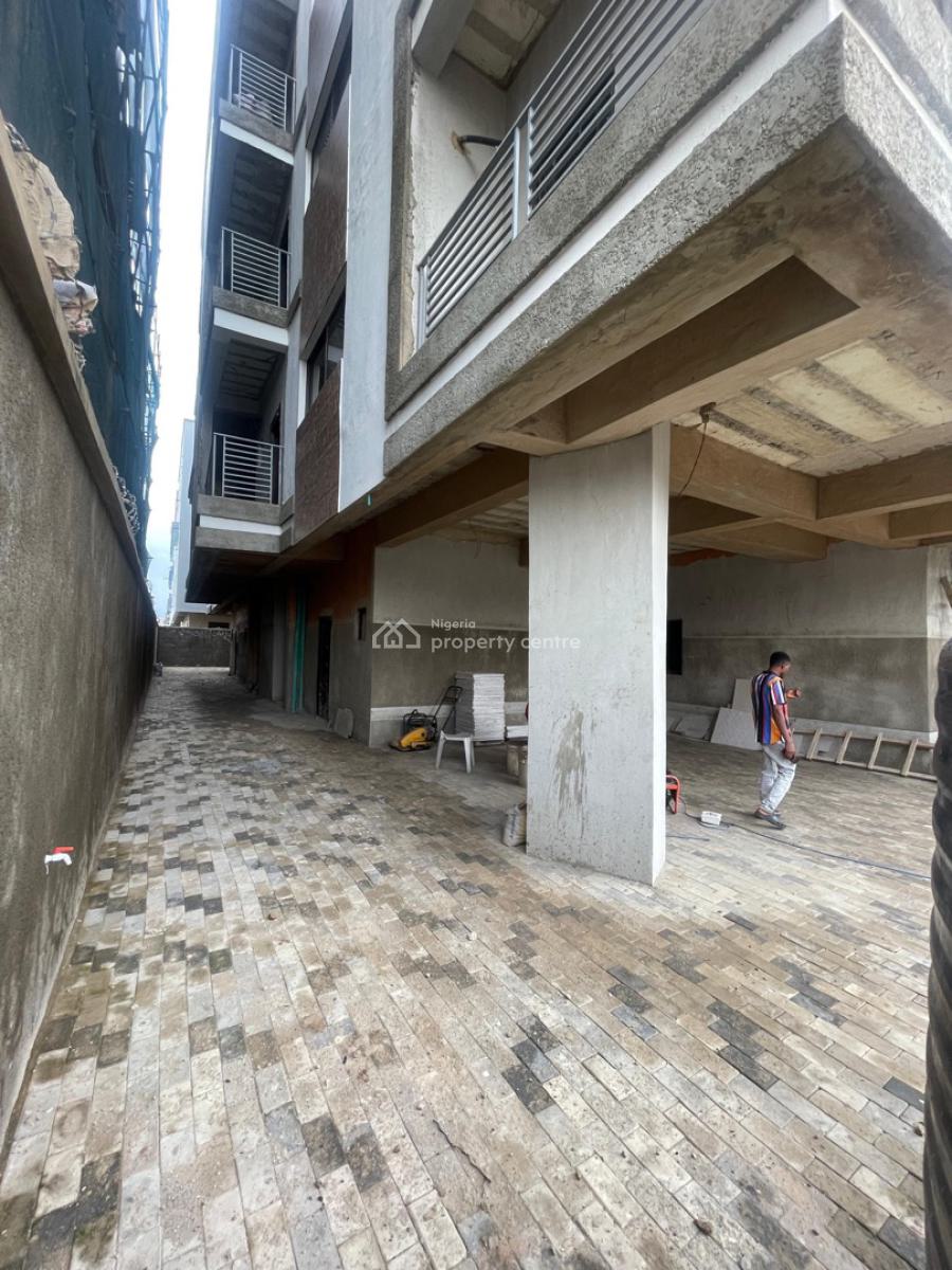 Exquisite 3-bedroom Apartment, Own This Stunning 3-bedroom Apartment That Perfectly Combines Sleek De, Yaba, Lagos, Block of Flats for Sale