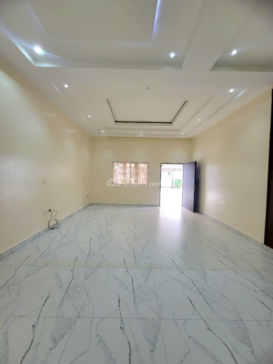 Spacious 3 Bedrooms Terraced Triplex + Bq, Jahi, Abuja, Terraced Duplex for Rent