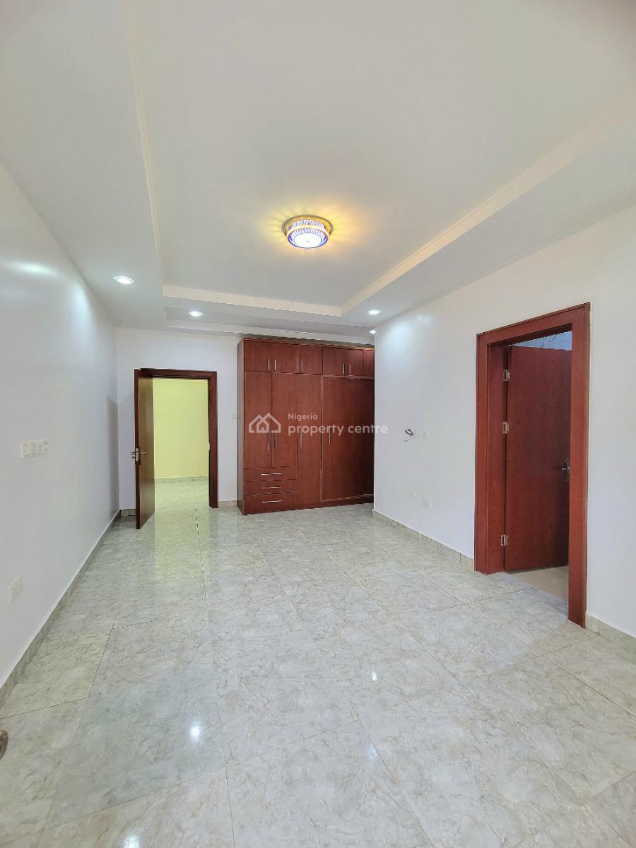 Spacious 3 Bedrooms Terraced Triplex + Bq, Jahi, Abuja, Terraced Duplex for Rent