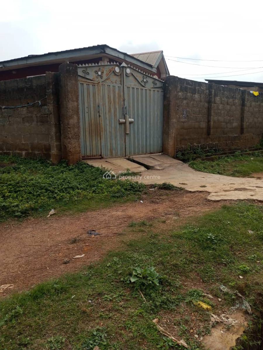 2 Units 2 Bedroom Flat, Olunloyo Olorunsogo, Ibadan, Oyo, Block of Flats for Sale