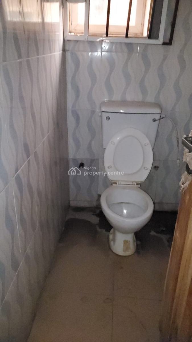 2 Units 2 Bedroom Flat, Idi Ose Amuloko, Ibadan, Oyo, Block of Flats for Sale