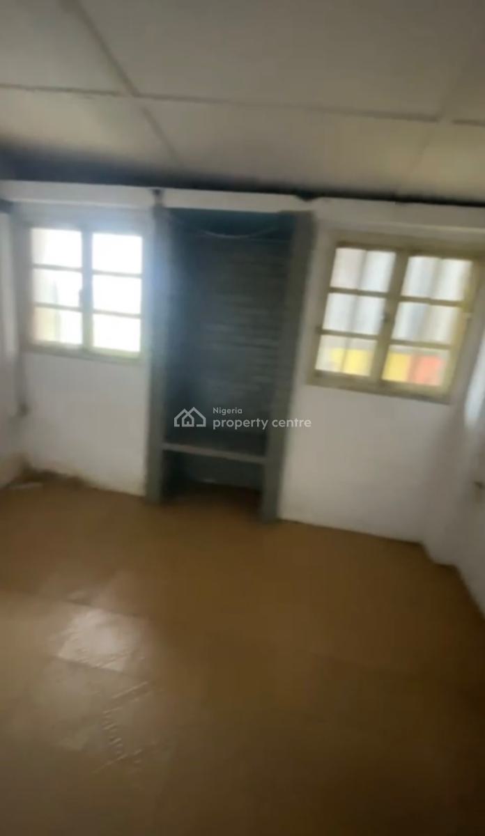 a Standard, Exquisite 2 Bedroom Flat, Bode Thomas, Surulere, Lagos, Flat / Apartment for Sale