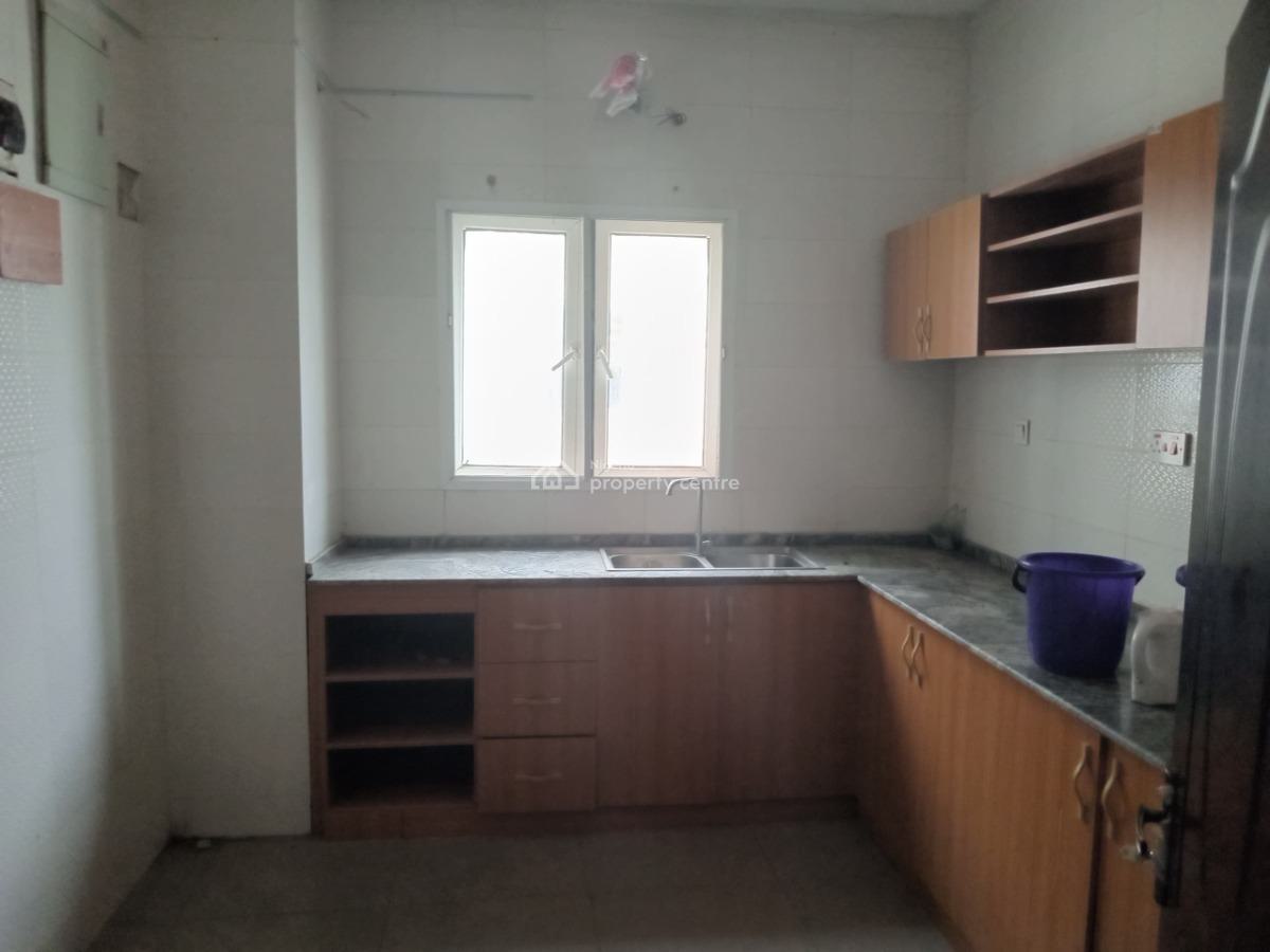 Tastefully Finished 2 Bedroom Flat with Attached Bq, Utako, Abuja, Flat / Apartment for Rent