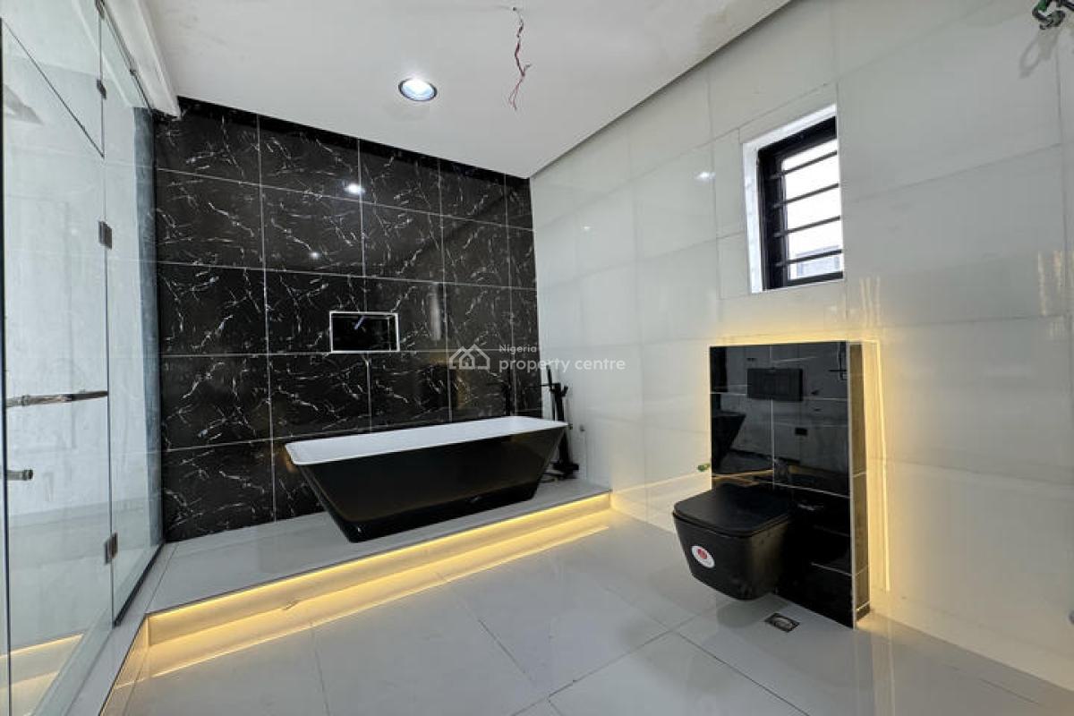 Stunning 5 Bedroom Detached House with Swimming Pool and Bq, Lekki, Lagos, Detached Duplex for Sale
