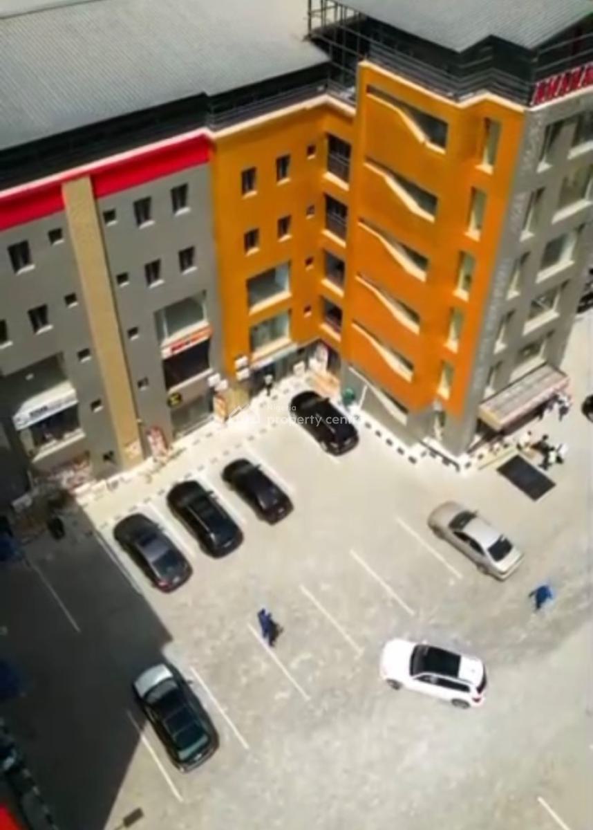 Multipurpose Plaza with Massive Numbers of Shops, Guzape District, Abuja, Plaza / Complex / Mall for Sale