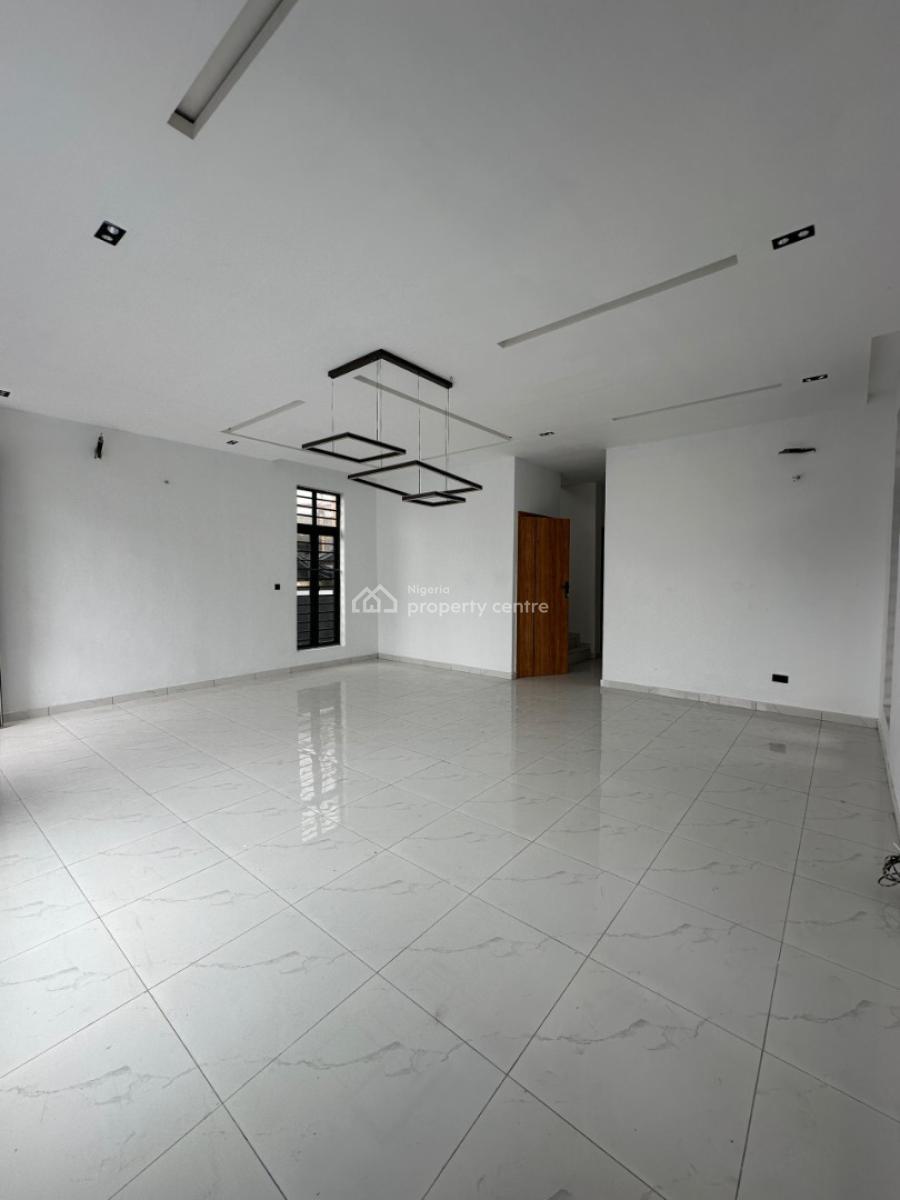 Beautiful 5 Bedrooms Detached Duplex with Bq, Vgc, Lekki, Lagos, Detached Duplex for Sale
