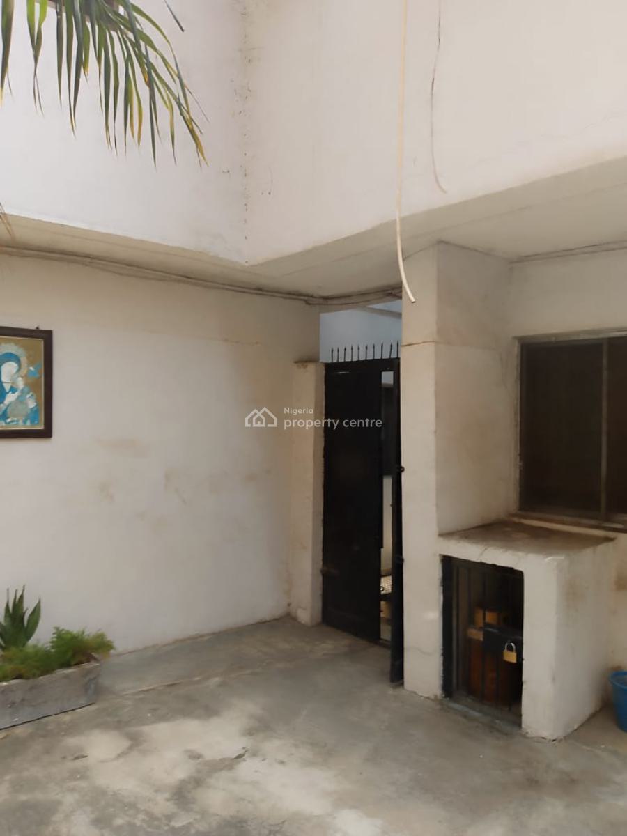 3 Bedroom Apartment (ensuite), Allen, Ikeja, Lagos, Flat / Apartment for Rent
