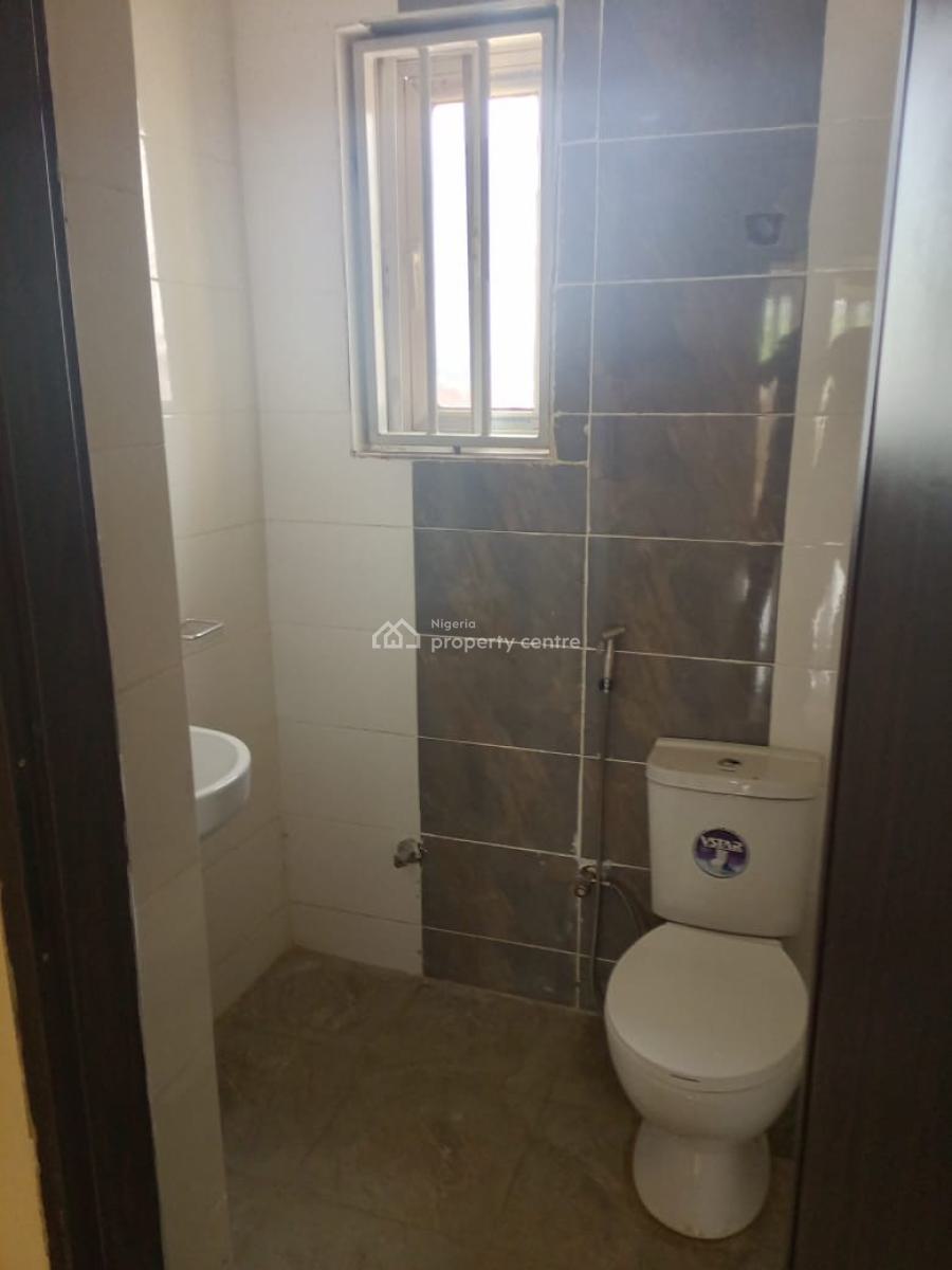 Executive Brand New 2 Bedroom with Excellent Facilities, Admiralty Estate, Asokoro District, Abuja, House for Rent