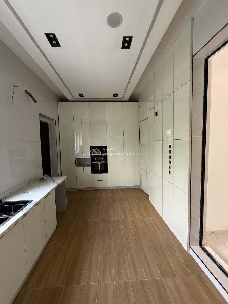 Beautiful 5 Bedroom Duplex with a Pool and Bq, Vgc, Lekki, Lagos, House for Sale
