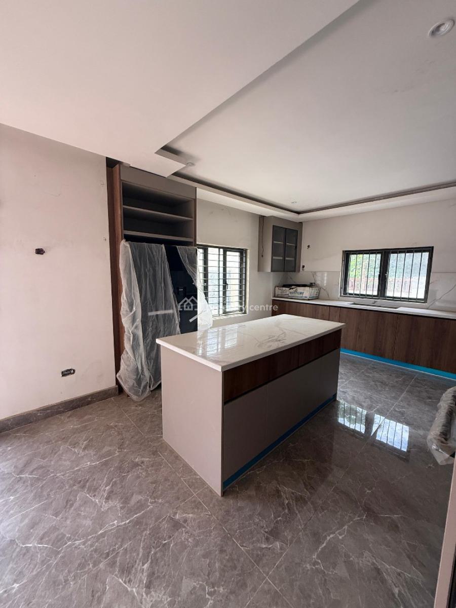 Elegantly Built 6 Units of 3 Bedroom Apartment with Gym & Swimming Pool, Wuse, Abuja, Block of Flats for Sale