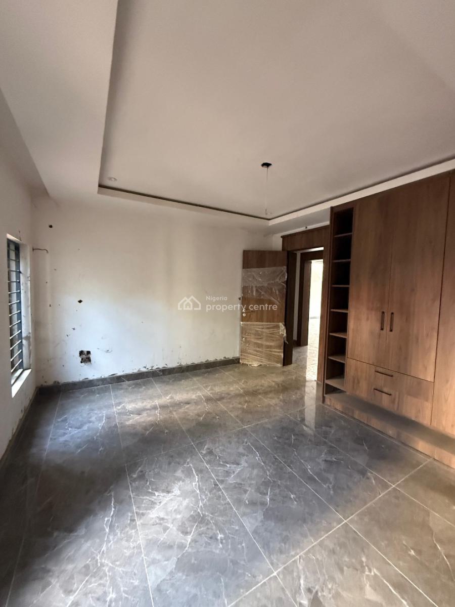 Elegantly Built 6 Units of 3 Bedroom Apartment with Gym & Swimming Pool, Wuse, Abuja, Block of Flats for Sale