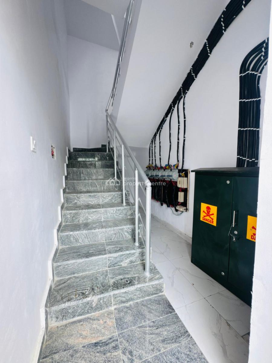 Brand New & Beautifully Built 3 Bedrooms Apartments, Surulere, Oyo, Flat / Apartment for Sale