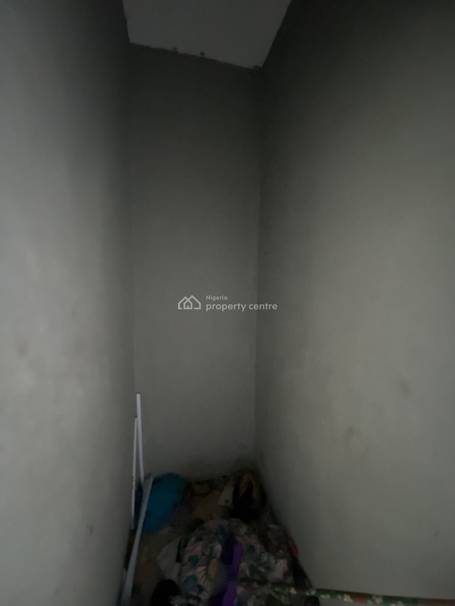 Very Sweet and Lovable Spacious 3bedroom Just Out Downstairs, Oluaye Attena Peace Land Axis, Ogombo, Ajah, Lagos, Flat / Apartment for Rent