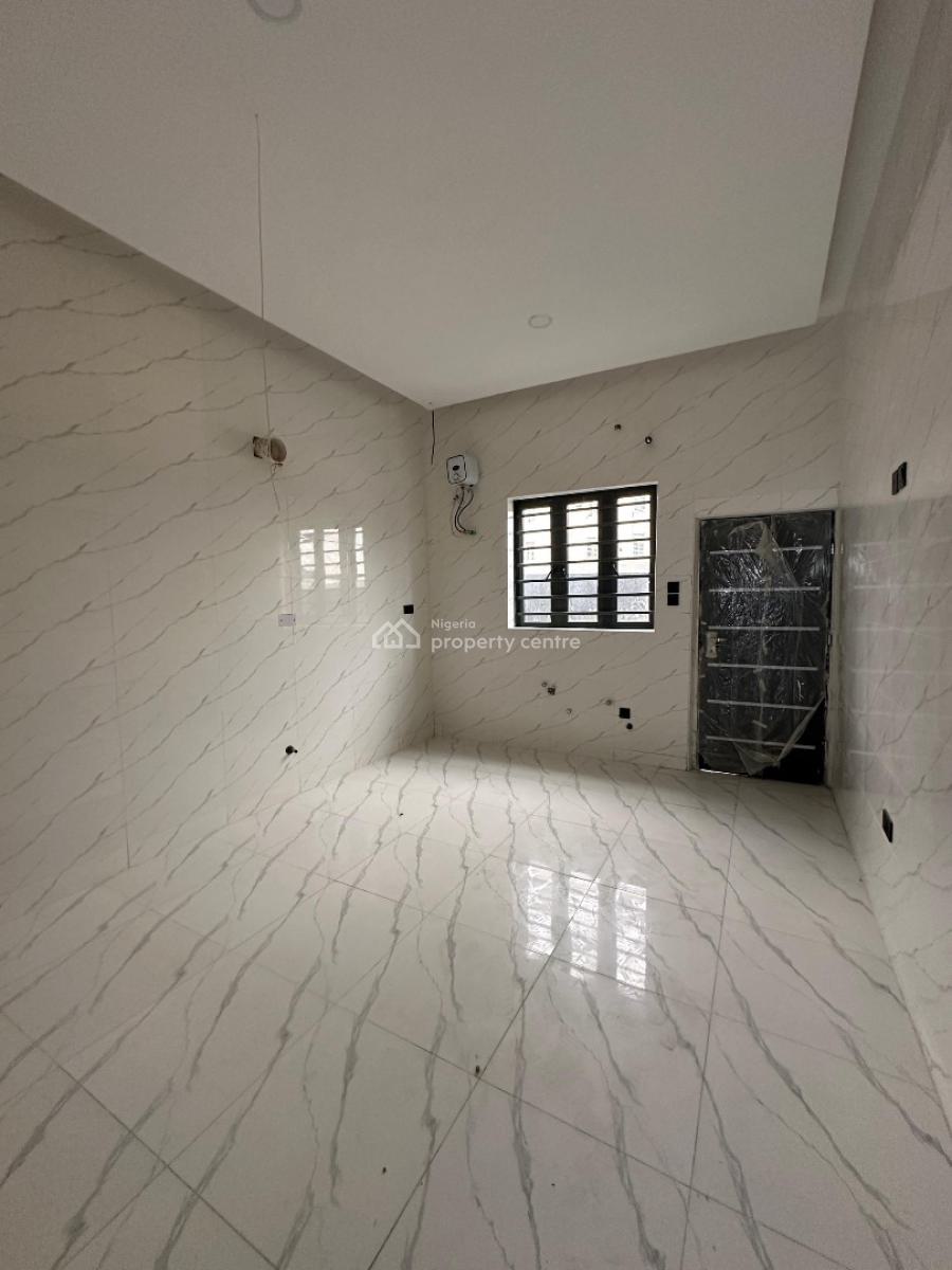 Luxury Spacious 4 Bedroom Semi-detached Duplex with Bq, Vgc, Lekki, Lagos, Semi-detached Duplex for Sale