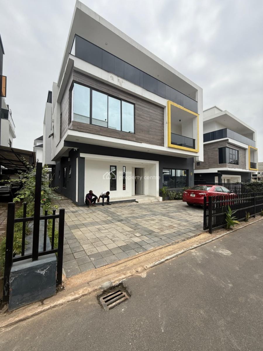 Finished 6 Bedrooms Detached Duplex with 1 Bq, Guzape District, Abuja, Detached Duplex for Sale
