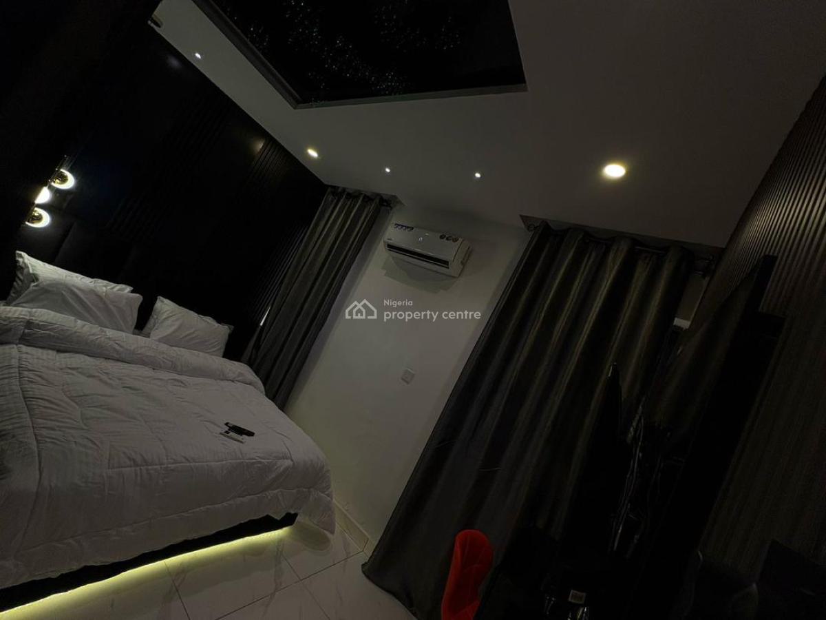 One Bedroom Penthouse Apartment with Ps5(6th Floor, Off Freedom Way, Ikate, Lekki, Lagos, Flat / Apartment Short Let