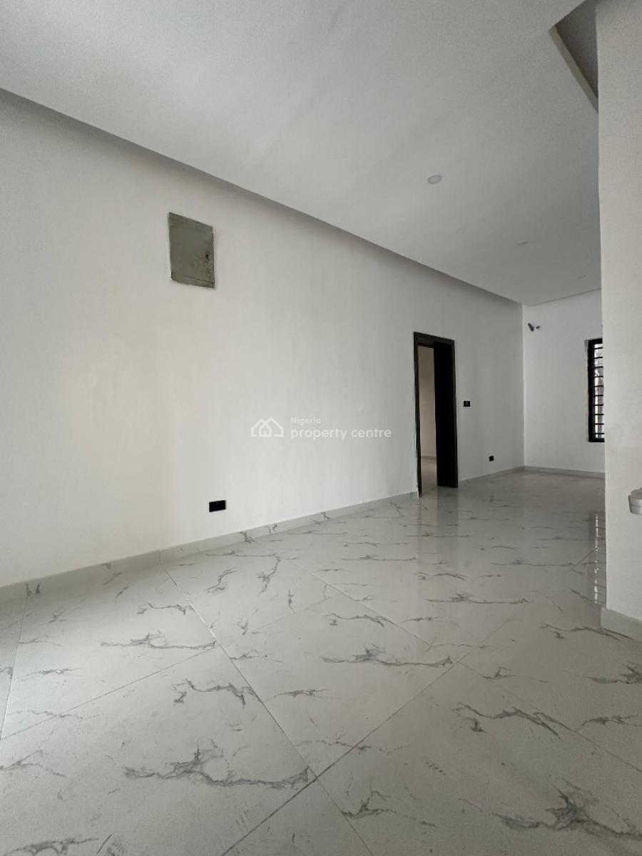 Contemporary Spacious 5 Bedroom Fully Detached Duplex with Bq, Vgc, Lekki, Lagos, Detached Duplex for Sale