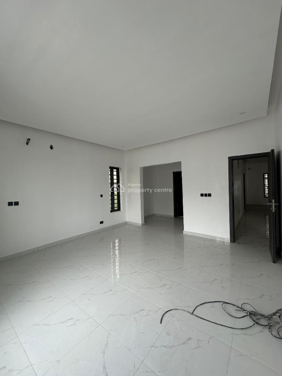 Contemporary Spacious 5 Bedroom Fully Detached Duplex with Bq, Vgc, Lekki, Lagos, Detached Duplex for Sale