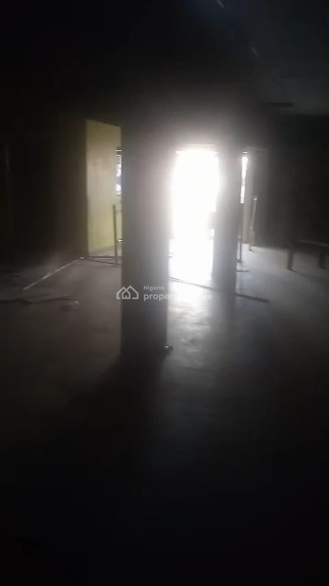 Warehouse Space of Approximately 320sqm, Ijesha, Surulere, Lagos, Warehouse for Rent