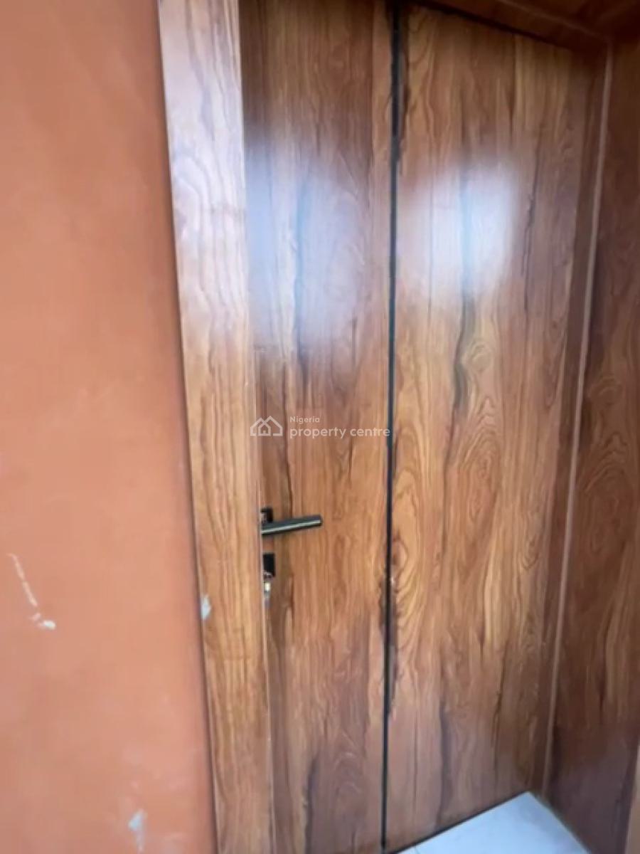 Spacious Studio with Wardrobe,cabinet,balcony, Off Morocco Road, Yaba, Lagos, Self Contain (single Rooms) for Sale